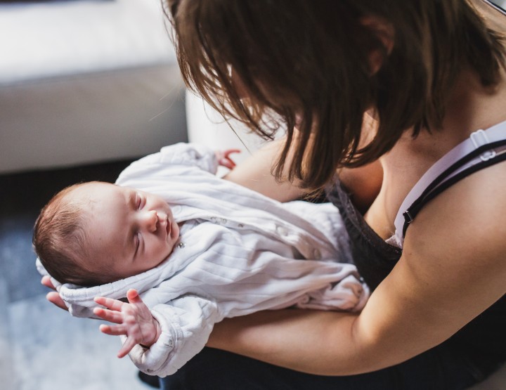 Séance bébé Mattéo à domicile à Chalo Saint Mars (Essonne)